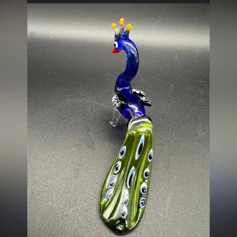 Pier 1’s Persey The Peacock
